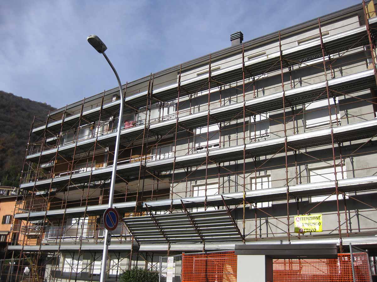 Rifacimento facciate e balconi fabbricato condominiale