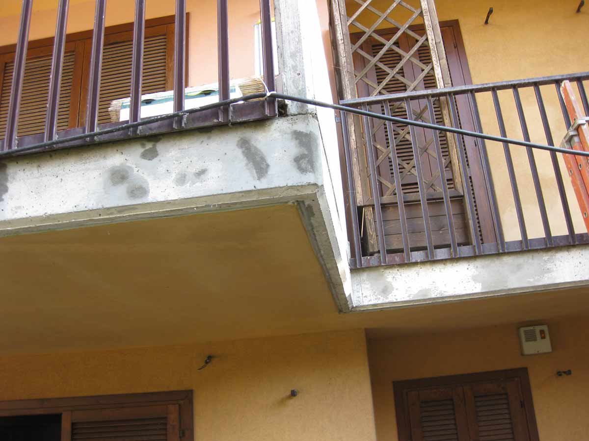 Rifacimento facciate e balconi fabbricato condominiale