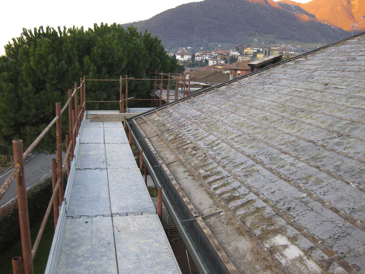 Rifacimento manto di copertura villa bifamiliare